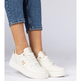 Beige Frauen -Sneakers mit goldenem Brokat 1