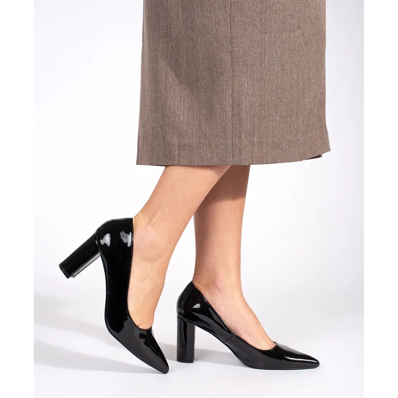 Seastar Elegante schwarze Lackpumps mit hohen Absätzen 1