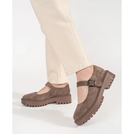 Goodin Beige Schuhe auf der Wildlederplattform 1