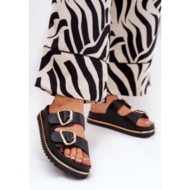 Damenflip flops auf der Plattform mit goldenen Klemmen schwarz 2