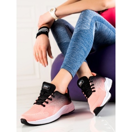 Leichte DK Sportschuhe schwarz 1