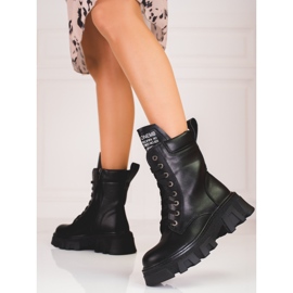 Schnürstiefel mit Protektor schwarz 1