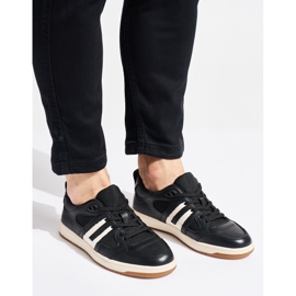 Schwarze Sportschuhe aus ökologischem Leder 1