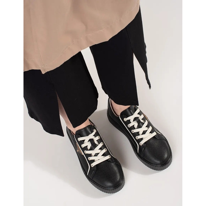 Goodin Schwarze Leder -Turnschuhe auf einer dicken Sohle 2