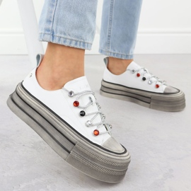 GOE Leder -Turnschuhe auf der weißen NN2N4054 -Plattform 2