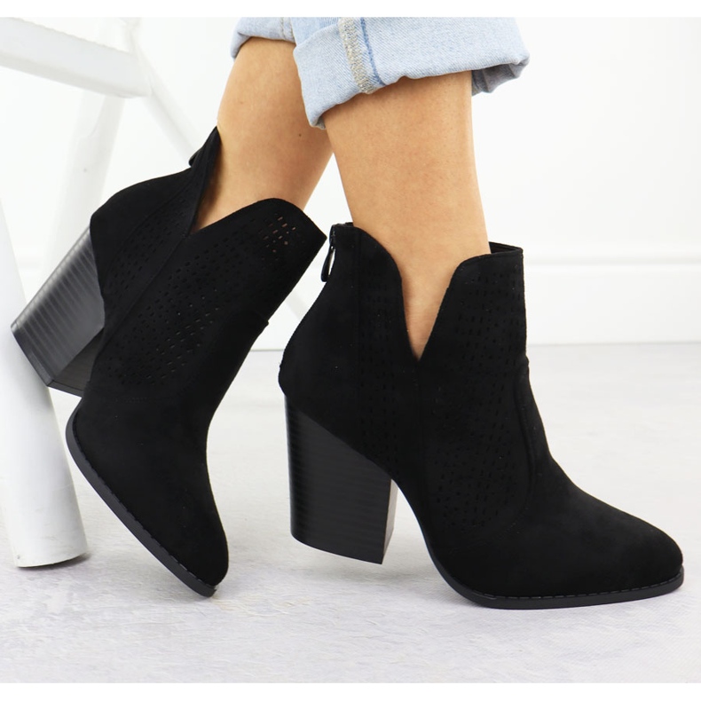 S.Barski Wildlederschuhe für Frauen auf dem schwarzen Openwork-Stand S. Barski Hy51-060 1