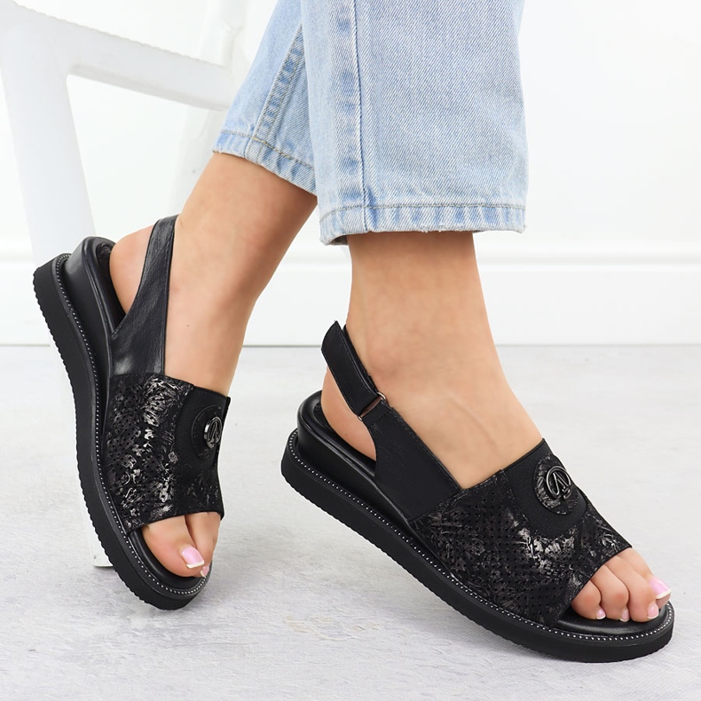 Frauensandalen auf einer Plattform mit Gummischwarzer Jezzi RMR2267-2 1