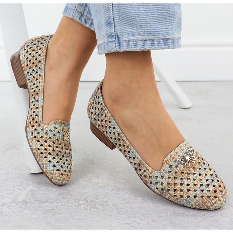 Openwork-Schuhe für Frauen mit niedrigen Absätzen Beige M. Daszyński SA222-3 1