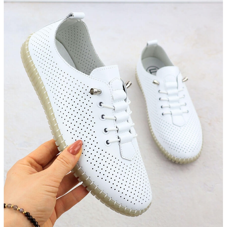 Openwork -Schuhe von Leder -Frauen ausgestattet weiße Filippo DP6140 2