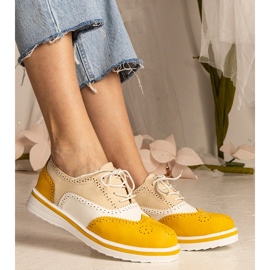 Gelbe klassische Oxford -Schuhe 1