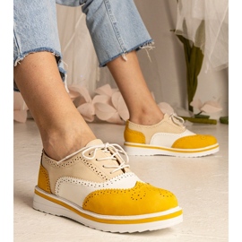 Gelbe klassische Oxford -Schuhe 3
