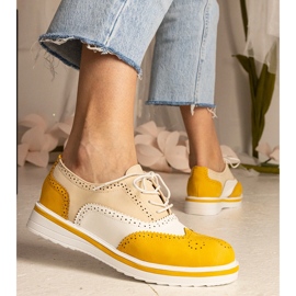 Gelbe klassische Oxford -Schuhe 4