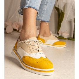 Gelbe klassische Oxford -Schuhe 5