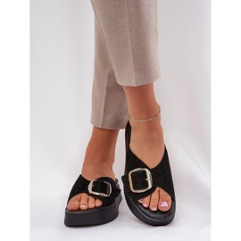 Women's Suede Flip Flops mit einer Schnalle auf der Zazoo 3019 -Plattform schwarz 3