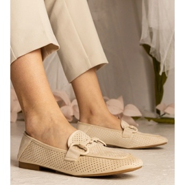 Beige Frauen offene Arbeitsplätze mit einer Verzierung 1