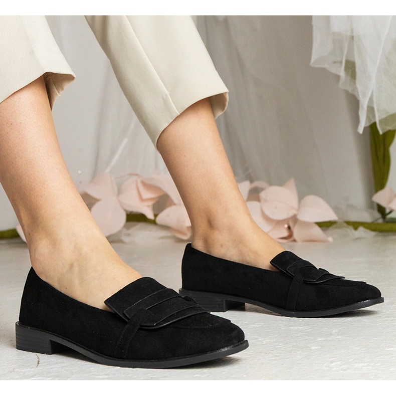 Schwarze Frauen klassische Slipper aus Ekozamsz 1