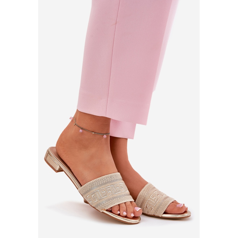 Flach -getötete Frauenflip -flip -flops Gold golden 1