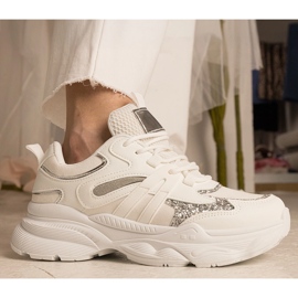 Weiße Turnschuhe Frauensport mit Glitzer 5