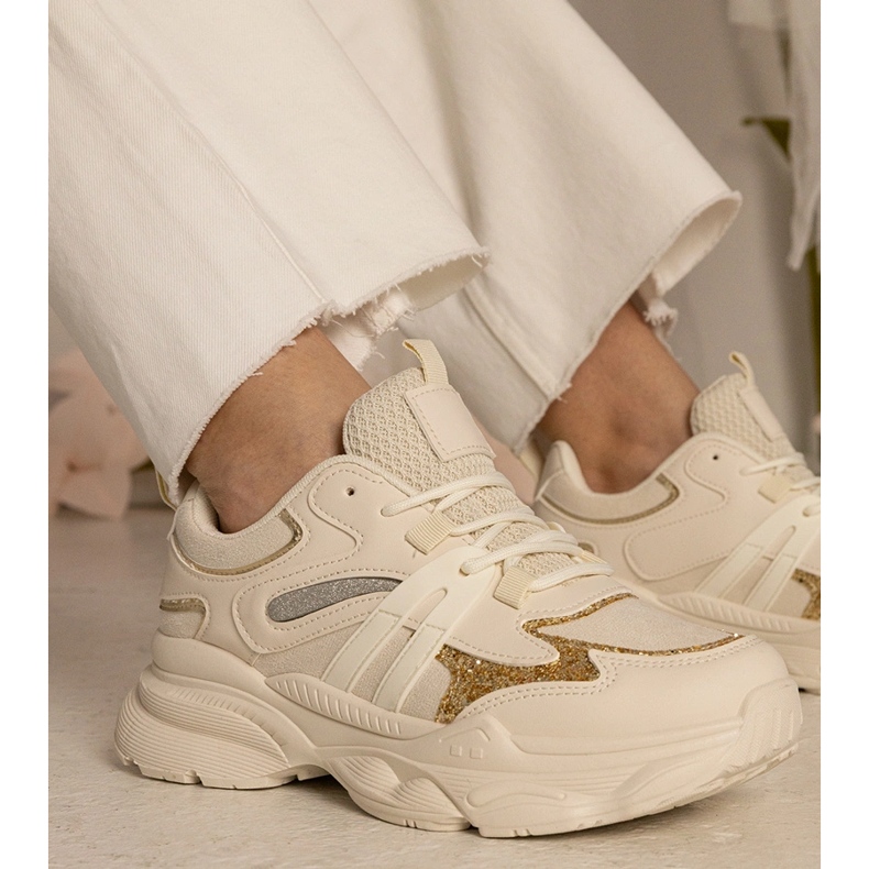 Beige Frauensport -Sneakers mit Glitzer 2