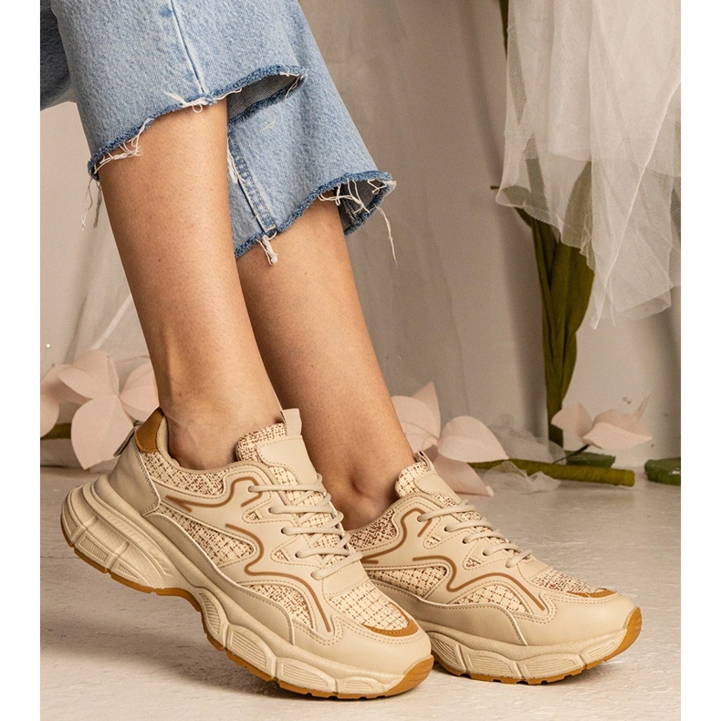 Beige Frauensport -Sneaker 2