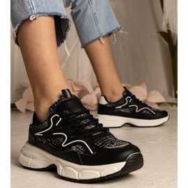 Schwarze Turnschuhe Sportsneaker 2