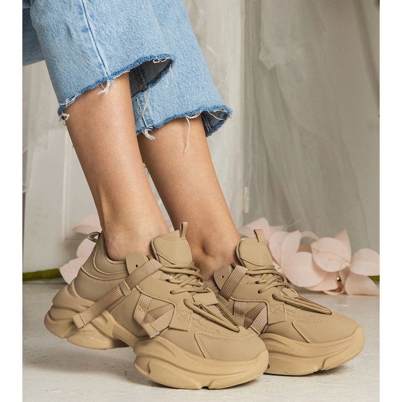 Massive Sport -Sneaker von Brown Damen braun 2