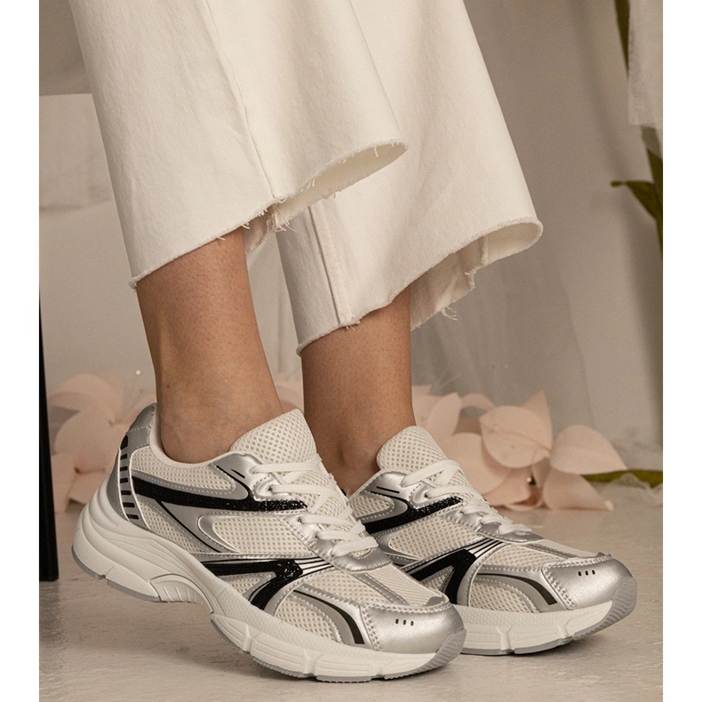 Silber -Turnschuhe Frauensport mit Glitzer silber- 2