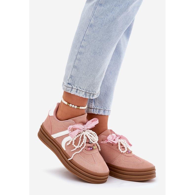 Frauen -Sneaker auf der Plattform mit rosa Dekorationen 1