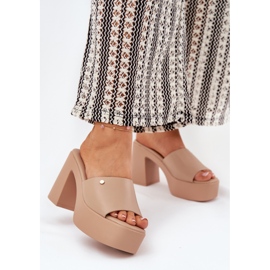 Damen -Öko -Leder -Pantoffeln für Frauen auf der Post- und Khaki -Plattform beige 2