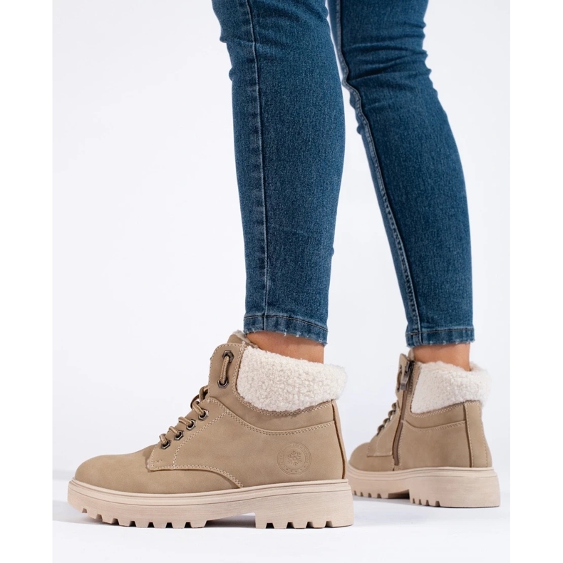 Stilvolle Trapper aus Öko-Leder beige 1