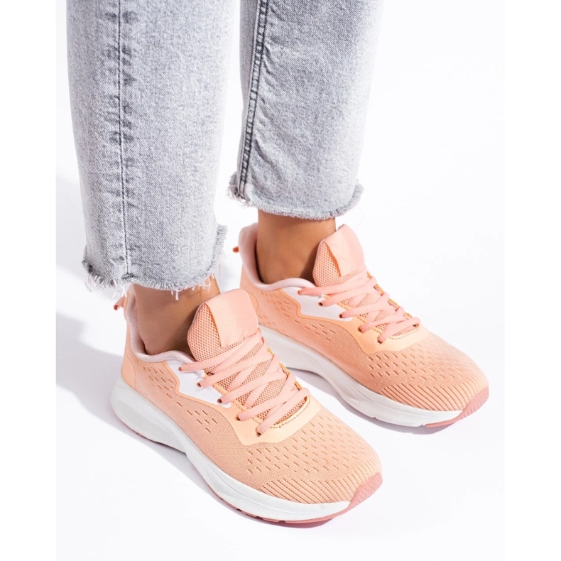 Gebundene Sportschuhe orange 2