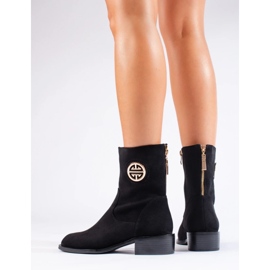 Hohe Damenstiefel aus schwarzem Wildleder 1