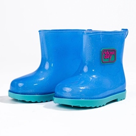 Blaue Gummistiefel für einen Jungen 2