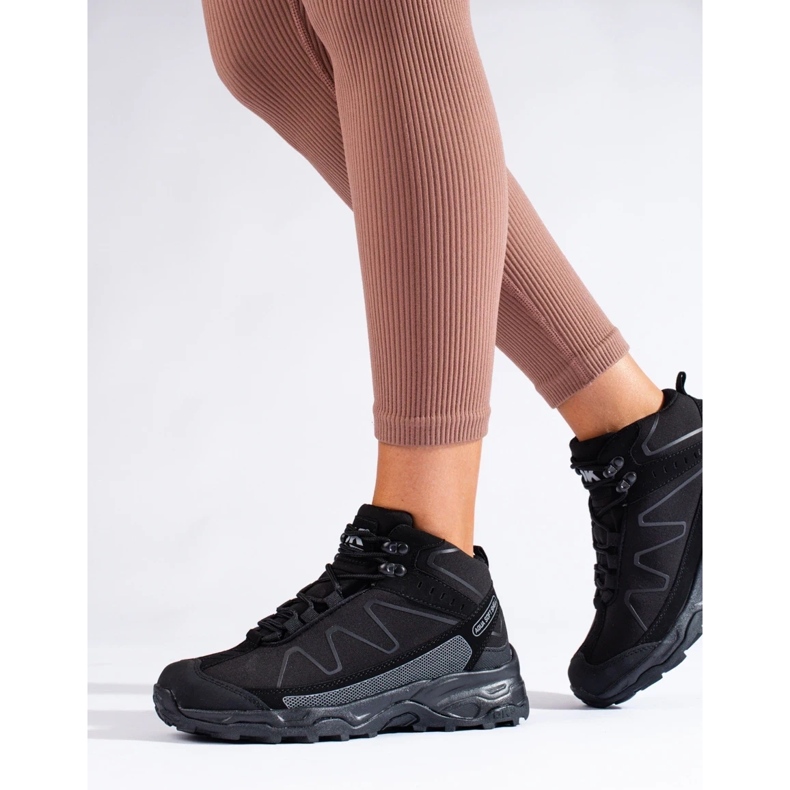 Sport-Trekking-Damenschuhe mit hohem Schaft DK schwarz 1