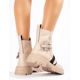 Beigefarbene Damenbeutel mit Protektor 1