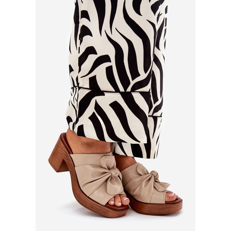 Damenflip Flops auf dem Eco -Leder -Post Beige 1