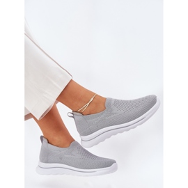 Das graue Frauen aus rutschten Material -Sneakers aus 7