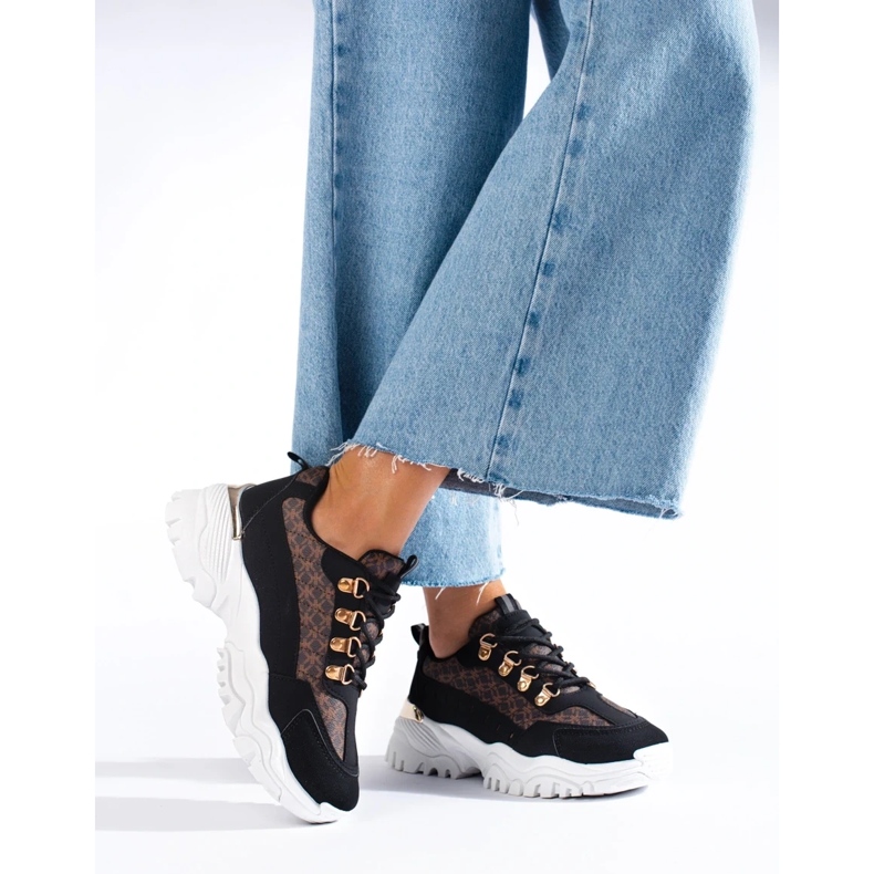 Schwarze Damen-Sneaker mit Muster 2