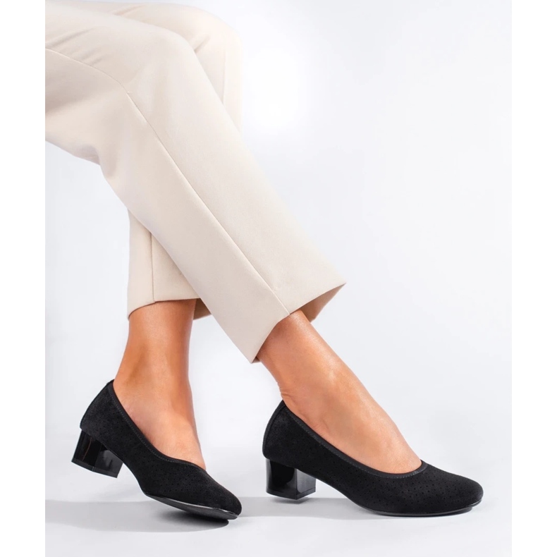 W. Potocki Schwarze durchbrochene Damenpumps Potocki 2