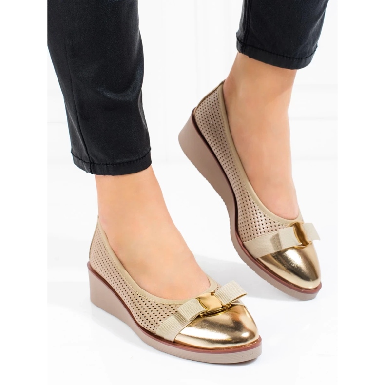 W. Potocki Damenpumps Potocki gold durchbrochen beige 2