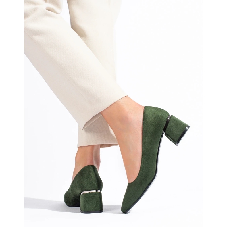 Grüne Damenpumps von Vinceza mit niedrigem Absatz 1