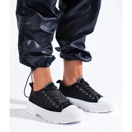 Klassische Sneaker von Shelovet mit Plateau schwarz 1