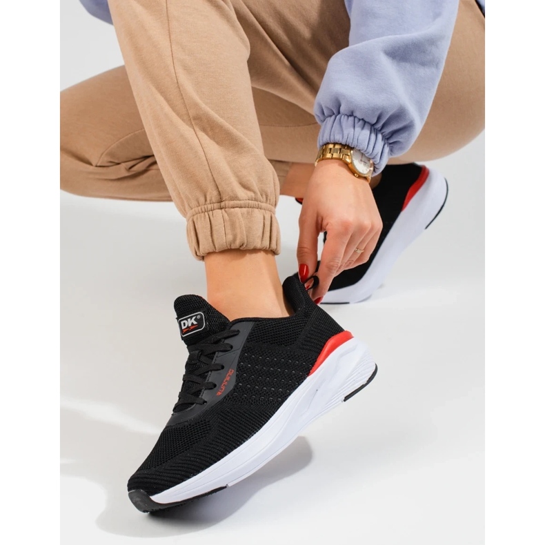 Schwarze Sportschuhe für Damen mit dicker Sohle DK 2