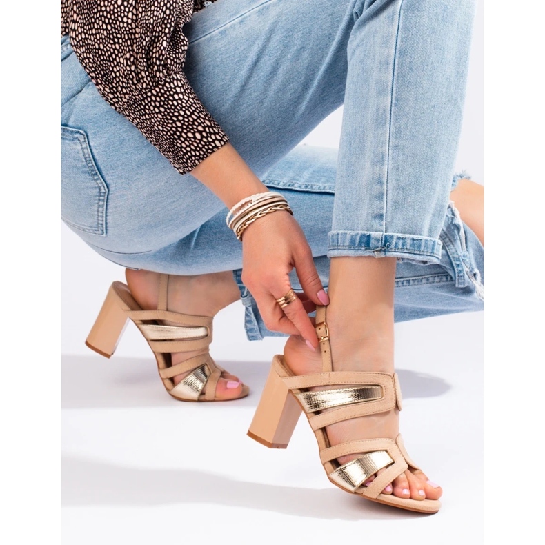 Vinceza Damensandalen mit Absatz in Beige und Gold von Vineza 1