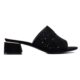 Schwarze, durchbrochene Damenpantoffeln mit niedrigem Absatz 2