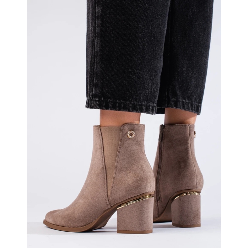 Dunkelbeige Shelovet-Wildlederstiefel für Damen 1