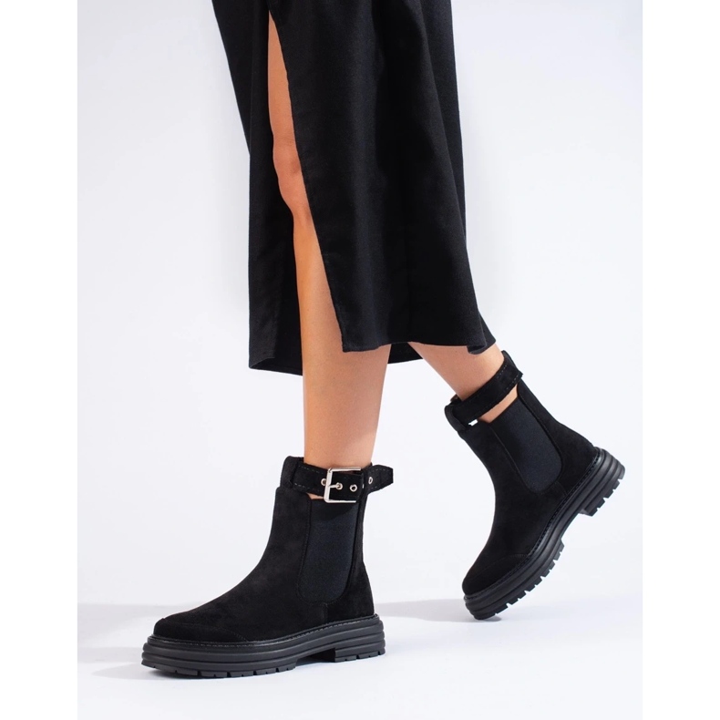 Schwarze Wildlederstiefeletten mit Shelovet-Schnalle 1