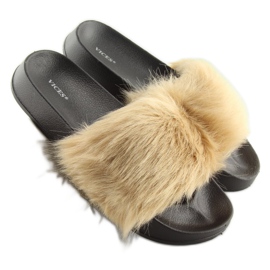 Beige Pelzhausschuhe S36 beige 2