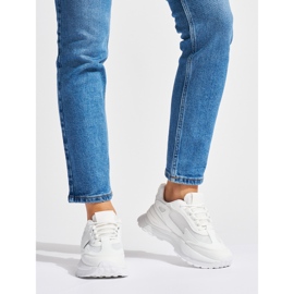 Weiße Turnschuhe für Damen 1