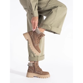 Braune isolierte Damenstiefel 1